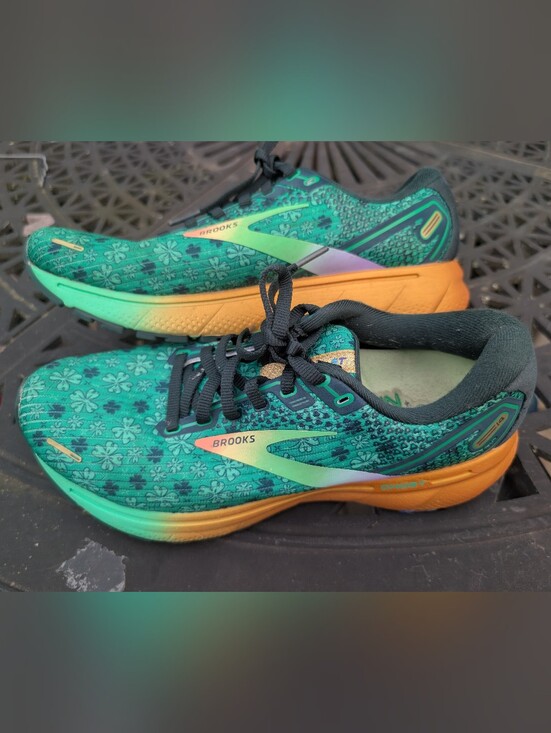 Brooks Shoes - Brooks Ghost RUN LUCKY Irish Running Shoes Women’s Size 8 St Patrick’s Day